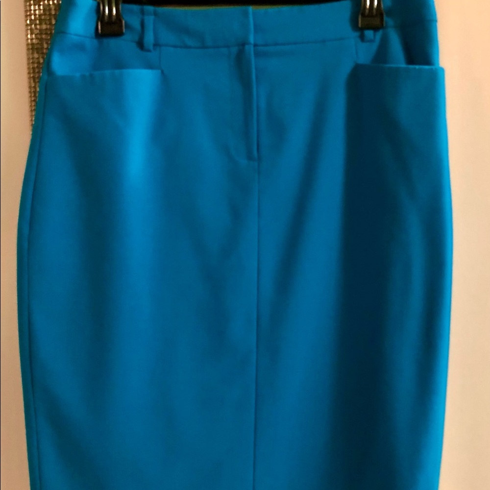 Calvin Klein Pencil Suit Skirt in Mediterranean Blue, size 8